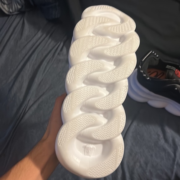 Versace chain reaction shoes - Picture 8 of 8